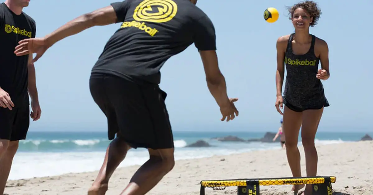 Can You Play Spikeball With 3 Players?