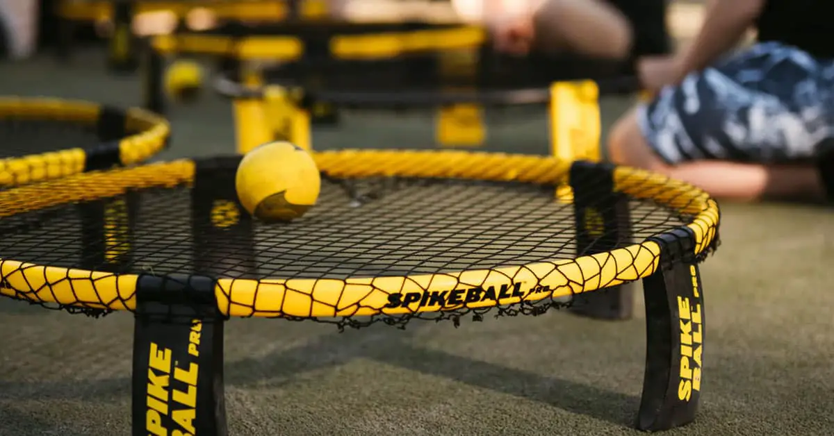 What Is A Hinder In Spikeball?
